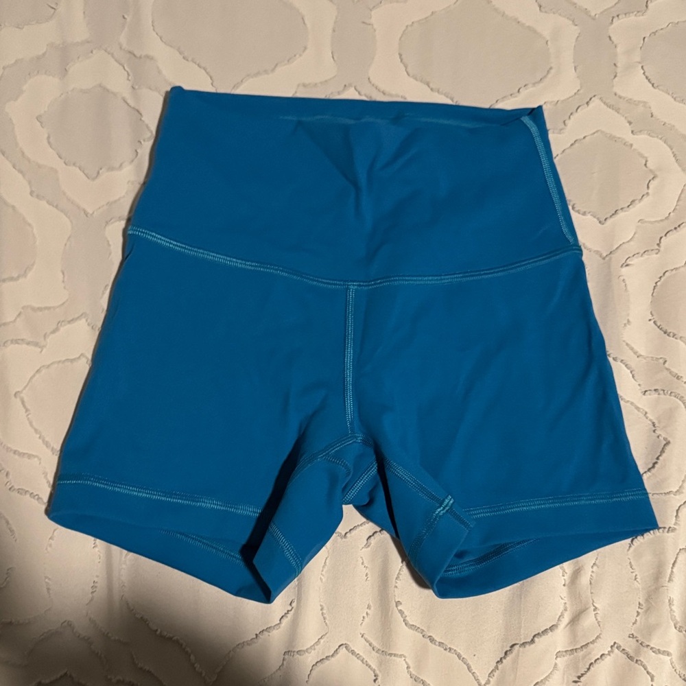 Hawaiian Blue Wunder Train Shorts 4” - Size 4
